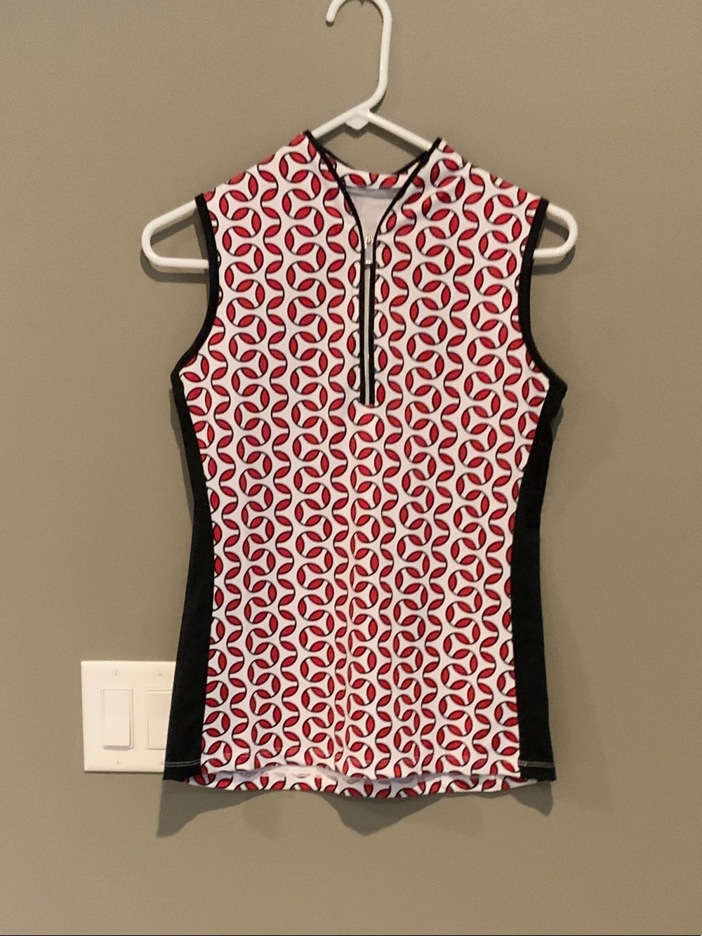 Tail Red and White Sleeveless Zip-Front Tank with Black Panels